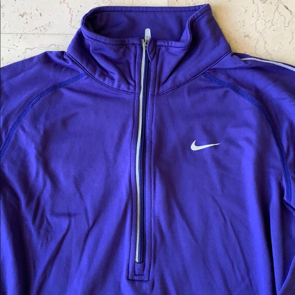 Nike long sleeve shirt size XS